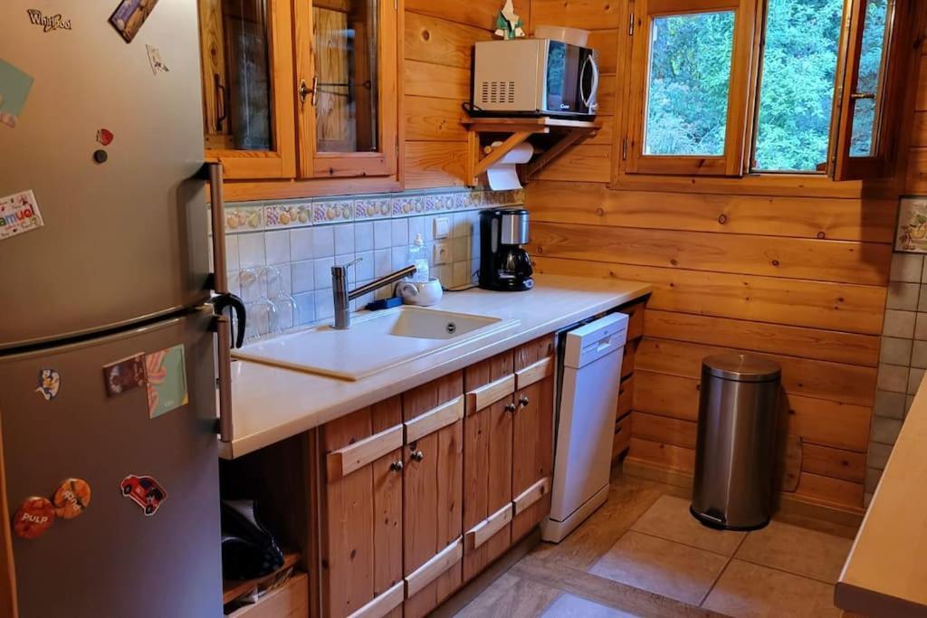 Chalet Cosy Avec Terrasse Plein Sud, 2 Chambres, Au Coeur De La Haute-savoie Châtillon-sur-Cluses